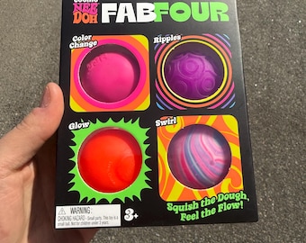 Juguete antiestrés sensorial blando Needoh Fab Four, auténtico y nuevo.
