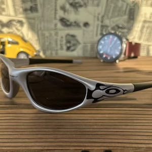 Oakley Straight Jacket - Etsy