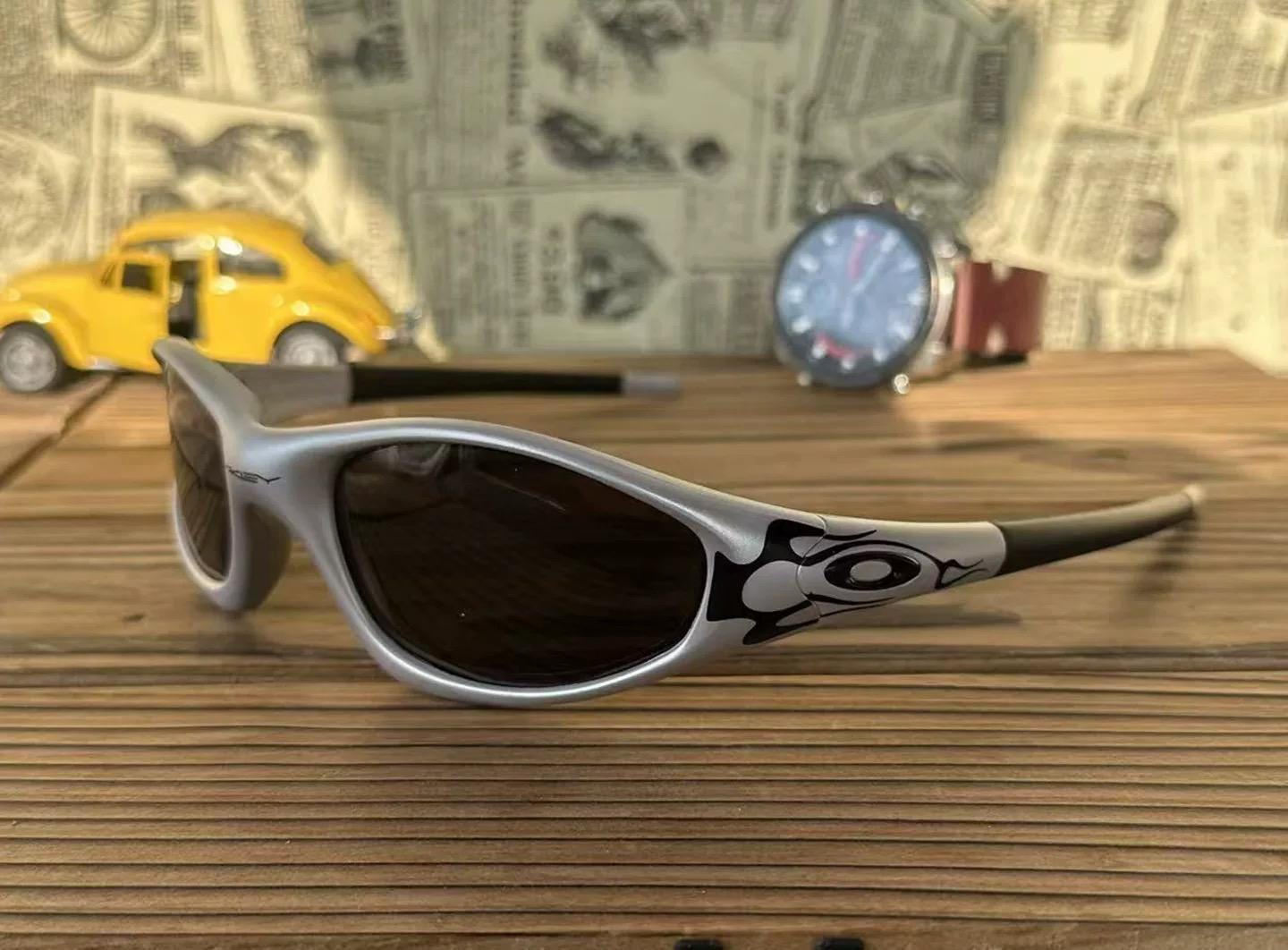 Oakley Straight Jacket Sunglasses - Etsy