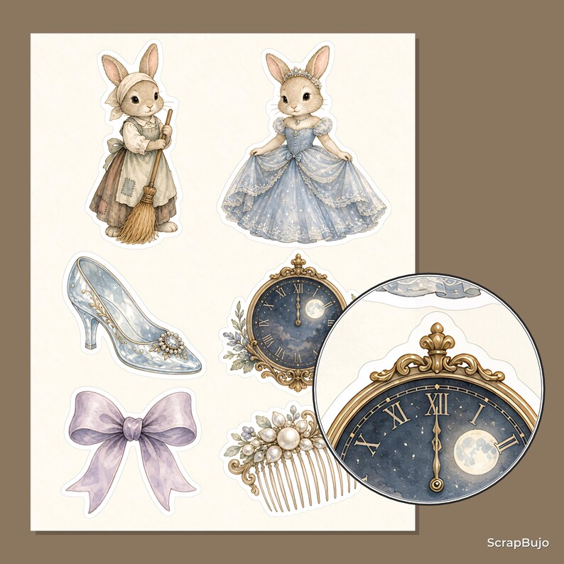 Peut inclure: Une planche d'autocollants illustrant un lapin en tablier marron avec un balai, un lapin en robe bleue, un escarpin en verre, un n&oelig;ud papillon violet, un peigne &agrave; cheveux en perles et une horloge dor&eacute;e montrant un ciel nocturne.
