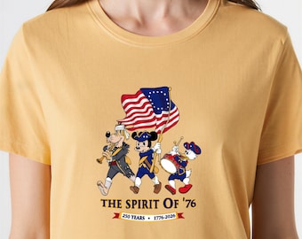 Camiseta El Espíritu del 76 Viaje a Disney 2026, Camiseta de Mickey y sus amigos Patriótica EE. UU. 250 años, Vacaciones familiares del 4 de julio, Camiseta 1776-2026