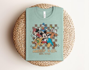 Camiseta retro de Mickey y compañía, camiseta de personajes Disney a cuadros, gráfico de Mickey, Minnie, Donald, Goofy y Pluto, viaje a Disney 2026, Prism Natural