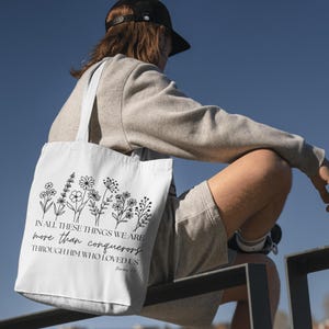 Più che vincitori File SVG PNG PDF / Romani 8:37 Floreale cristiano / Versetto biblico Design per borsa tote