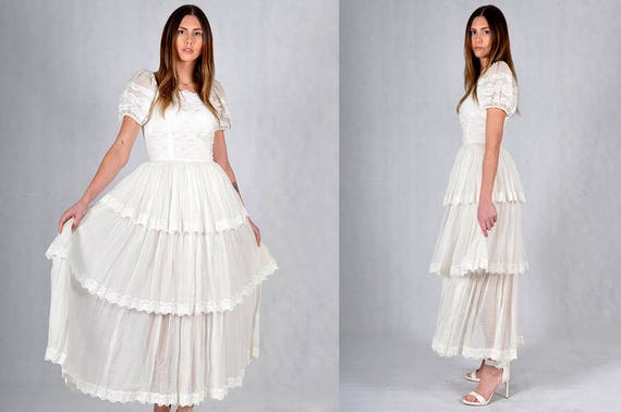Lace Tiered Vintage Wedding Dress