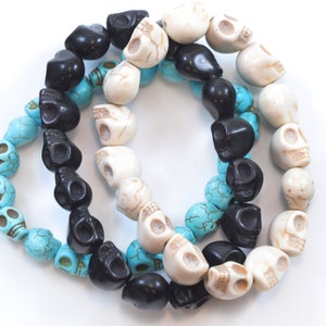Skull Bracelet White Black Turquoise Blue Howlite Stone Skulls 7 8 Inch Man Men&#39;s Bracelet Stretchy Tibetan Mala Prayer Spyglass Designs
