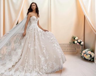 Sweetheart Wedding Dress, Sleeveless A Line Bridal Gown, Lace Applique Wedding Dress, Button Back Bridal Dress, Court Train Wedding Gown