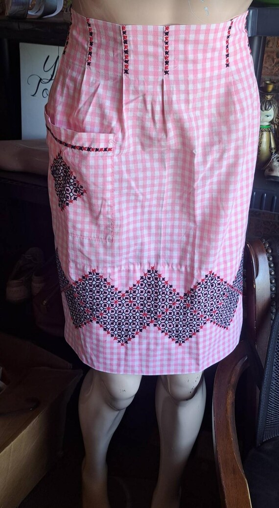 Vintage Pink Handmade Gingham Apron Embroidered Cottagecore Retro Kitchen Half Apron