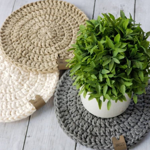 Crochet Potholder, Large Crochet Hot Pad, Hot Pad Trivet, Hot pad for the Kitchen, Housewarming Gift first home, Boho Pot Holders