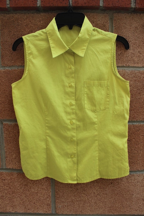 Lime collared top