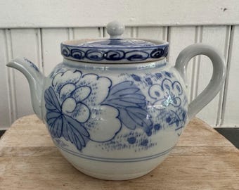 Vintage 19th Century Japanese Tea Pot