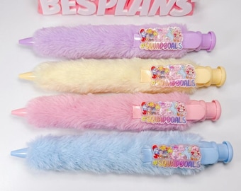 Fluffy Pompom 80s Pen