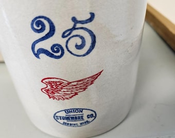 Tarro de dulces publicitario en miniatura de Red Wing Pottery de 25 galones, 4 1/2" de alto, marcado