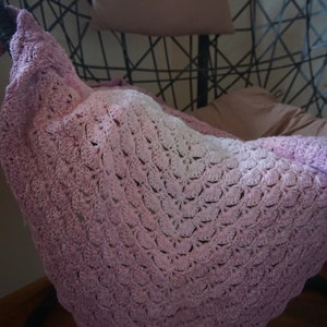 Handmade white pink purple ombre  blanket soft and cosy blanket for baby newborn home decoration gift for baby shower