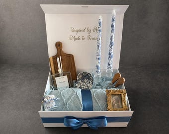 Mom Birthday, Housewarming, Anniversary, Vermeer Gift Box, Bridesmaid Gift, Home Decor, Throw Blanket, Elegant Basket, Candle, Gift For Her