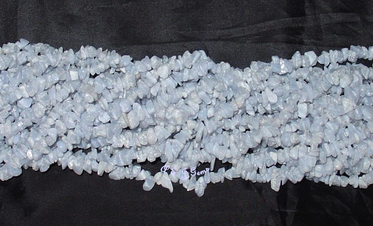 Blue Lace Agate Chip Gemstone Bead - 33" Strand