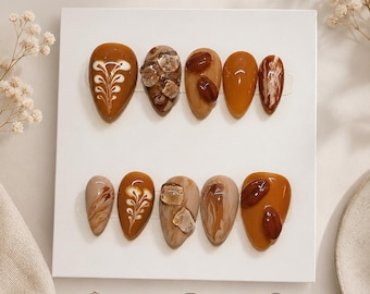 Uñas postizas estilo cafetería / Uñas hechas a mano con efecto mármol marrón / Uñas inspiradas en el café con leche / Uñas con efecto de grano de café en 3D / Uñas postizas almendradas