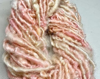 28 yd Skein 2.4 oz Border Leicester Junk Journal Dreamcatcher Fiber Art Felt  Supply