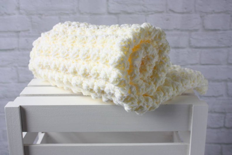 Yellow and White Crochet Baby Blanket a Handmade Extra - Etsy