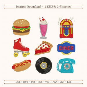 Pode incluir: Um conjunto de designs de bordado digital com nove ícones retro: um hambúrguer, um batido, uma jukebox, um patim vermelho, uma fatia de tarte, um sinal azul de diner, um cachorro-quente, um disco de vinil e um telefone de disco azul-petróleo.
