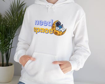 Sudadera con capucha con ilustración de astronauta espacial y luna / Sudadera gráfica para introvertidos / Regalo divertido y bonito para ella y para él.