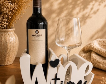 Weinflaschenhalter „Wine Time“ | Moderne Wein Deko | Geschenk für Weinliebhaber | Tischdeko | Wein Geschenkidee