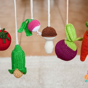 Crochet Vegetables Rattle Baby Toys with Tote Bag, Crochet Play Food Set, 6 12 Months Baby Toys image 6