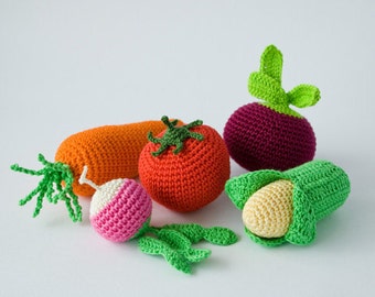 Crocheted Veggies rattle toys for baby and toddler, set of 5 - beet, corn, radish, tomato, carrot - crocheted food, Ukrainian shop