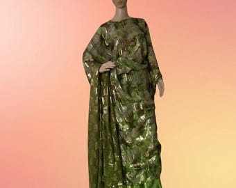 woven 100% silk green Dirac for wedding is comfortable to wear anytime and breathable.