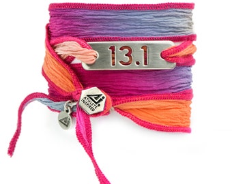 Pulsera de seda/algodón para correr media maratón 13.1 o 26.2 Maratón INSPIRADA EN ATLETA, Joyería para correr Motivación para correr Regalo para correr Pulsera para correr