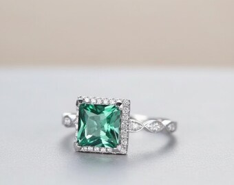 Green Princess CZ Stone 925 Silver Ring, Halo Engagement Ring For Her, Emerald Gemstone Ring, Wedding Anniversary Gift,Proposal Promise Ring