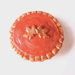 1 Dollhouse Polymer Clay Miniature Pumpkin Pie With Decorations Or Pumpkin Pie Magnet