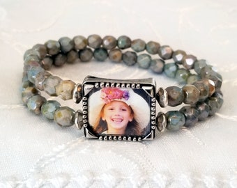 Photo Bracelet Mothers Day Gift for Mom Grandmother Wife Bracelet Picture Jewelry Natural Stone Beaded Bracelet Pet Memory Bracelet