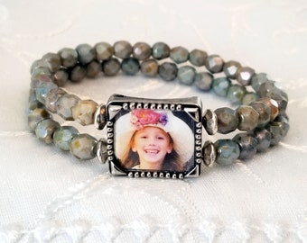 Photo Bracelet Beaded Stretch Bracelet Mom Gift Grandmother Wife Bracelet Picture Jewelry Natural Stone Bracelet Pet Memory Pic