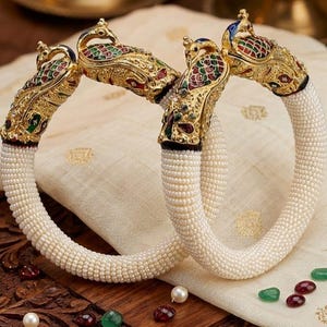 Royal Peacock Pearl Bangles