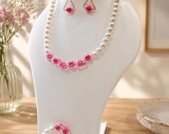 Beaded jewellery set