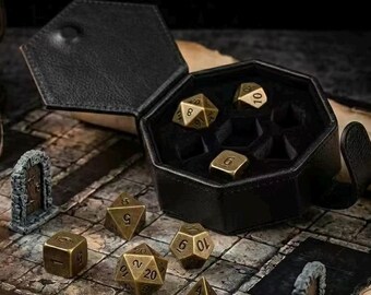 Retro Hexagonal Leather Dice Box | Portable TRPG Dice Case, Magnetic Snap