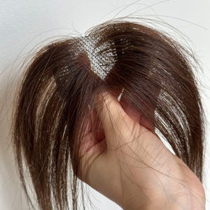 ミニブラウン人毛ヘアトッパー（ベビーヘアバング付き）、4 x 6 cm、小型レースベース