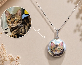 Custom Pet Necklace, Hand Painted Pendant, Personalized Cat Jewelry, Pet Memorial Keepsake, Gift for Pet Lovers, Hand-Painted Pearl Charm