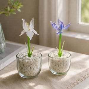 Ręcznie robiona szklana figurka orchidei, dekoracja ze szkła artystycznego w kształcie orchidei, elegancka rzeźba kwiatowa, prezent urodzinowy dla niej, luksusowy akcent dekoracyjny do domu