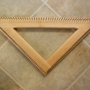 12 inch triangle loom