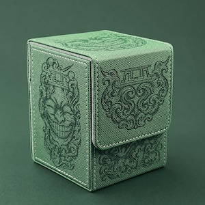 Ornament & Cloud Custom Deck Box – Hand-engraved in Germany