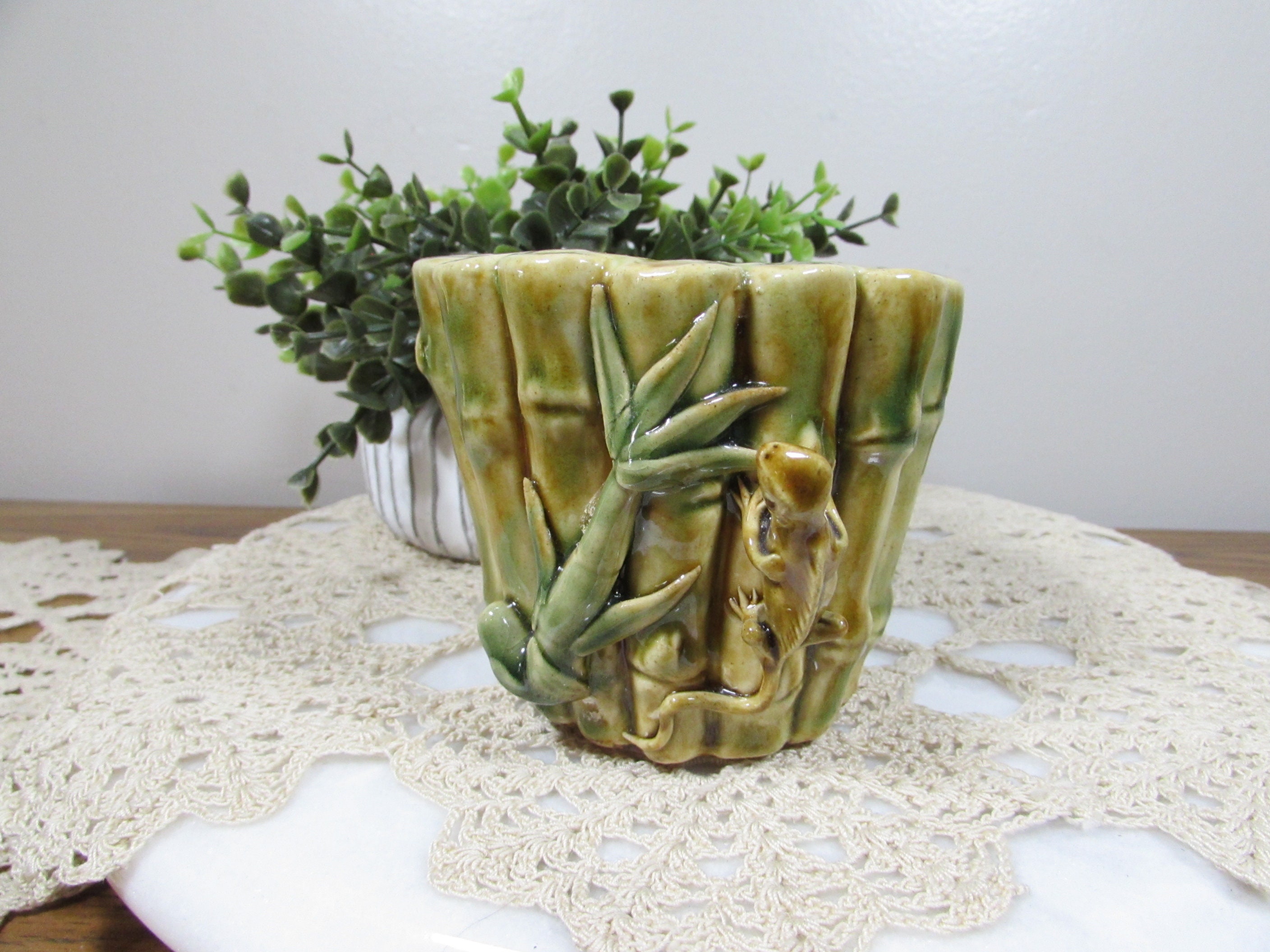 Vintage Majolica Bamboo Lizard Planter Pot – Green & Gold Enamel – 3. ...