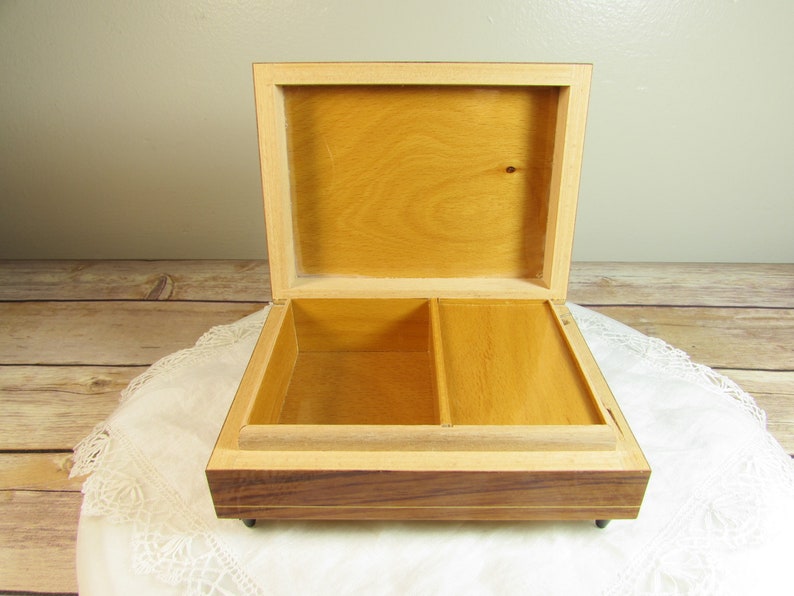 Italy Jewelry Music Box Vintage Wood Inlay Flower