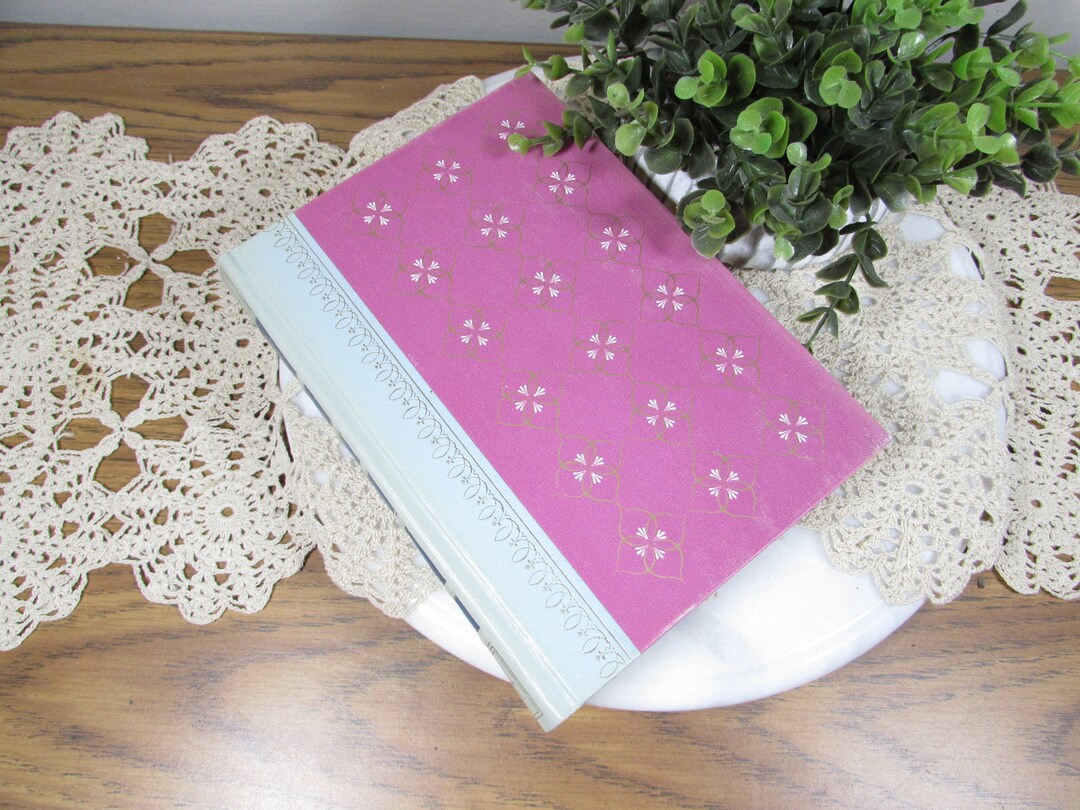 1961 readers digest condensed books volume 1 burgundy geometric floral
