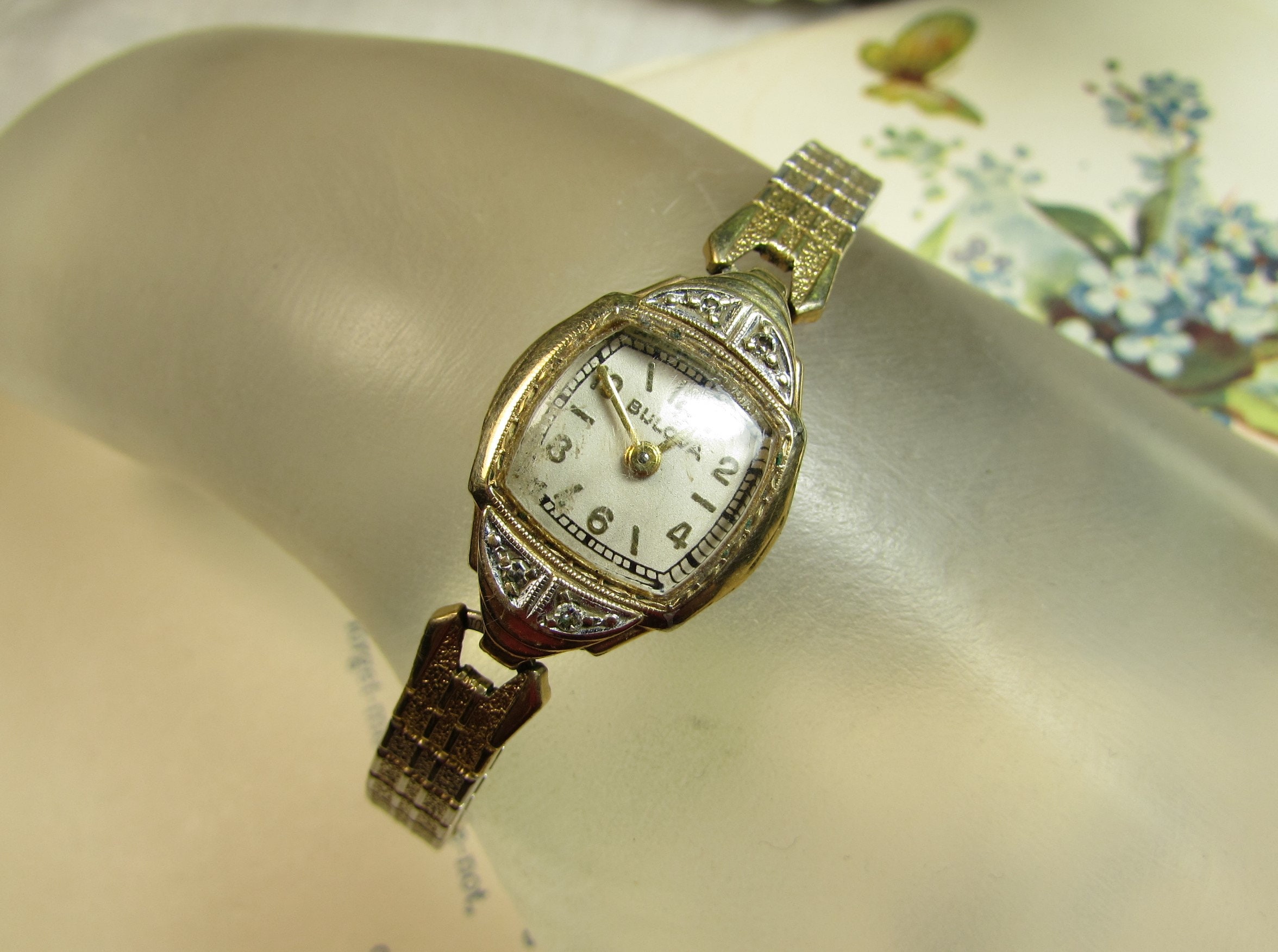 Vintage Bulova Ladies Wrist Watch 10k GF Gold Filled 17 J Stretch
