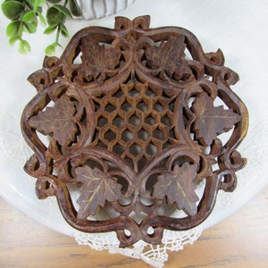 Vintage India Carved Wood Brass Inlay Leaf Trivet 6 Inch