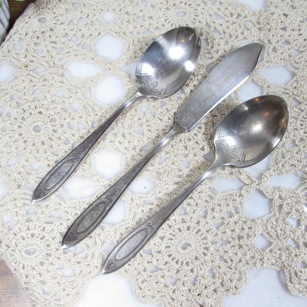 Vintage Adam Oneida Community Plate Silverplate Butter Spreader Sugar Spoons