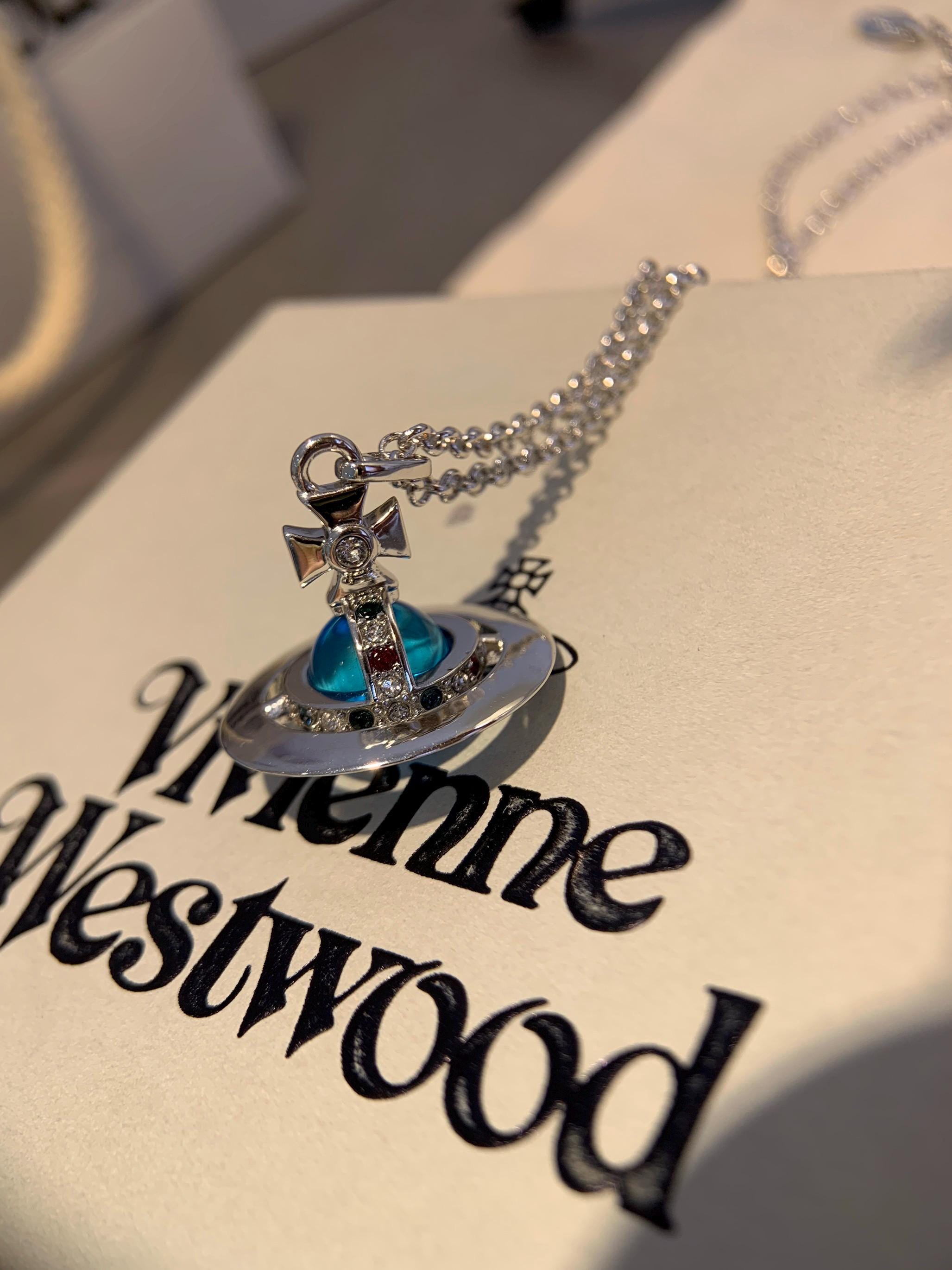 Vivienne westwood blue orb necklace - Etsy 日本