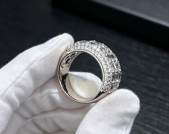 Anel Eternity Masculino Totalmente Cravejado com Moissanita VVS, Anel de Compromisso Empilhável, Anel em Prata de Lei 925, Aliança de Noivado/Aniversário