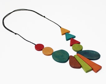 Collier en bois multicolore, collier tendance, bijoux tendance, collier en bois, grand collier multicolore audacieux, collier léger